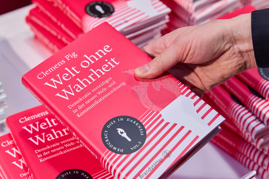 APA Buchpräsentation „Welt ohne Wahrheit“ — Foto 4